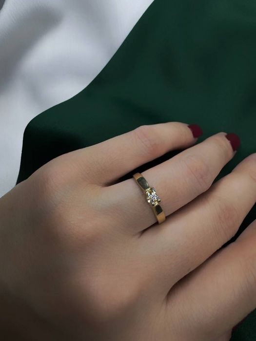 Кольцо с бриллиантом 585 пробы