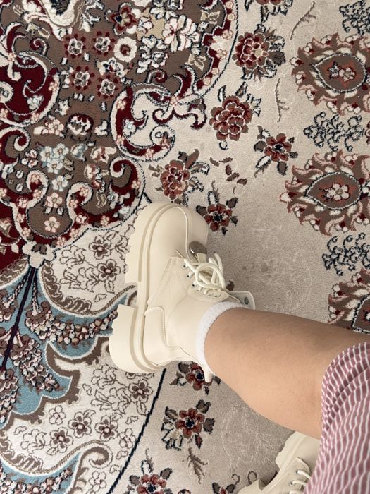 Продается абсолютно новая обувь