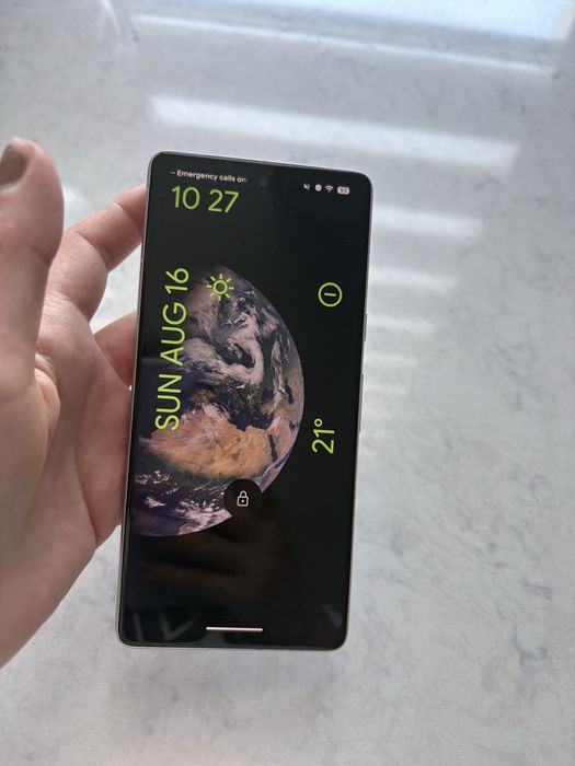 Продавам Pixel 7
