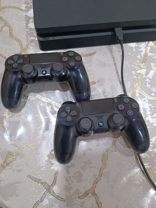 Sony 4 slim. сотилади