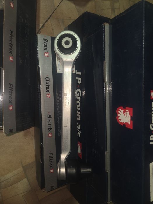 Рычаги ауди а8 новые