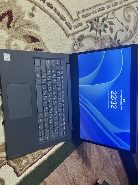 Lenovo V14-ada 2/Два штук