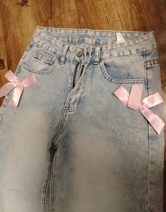 Blugi Wide Leg Tall Xs cu fundite roz