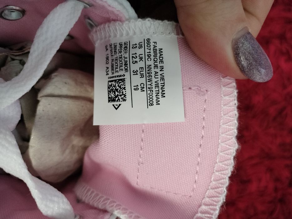 Vând Încălțăminte Converse