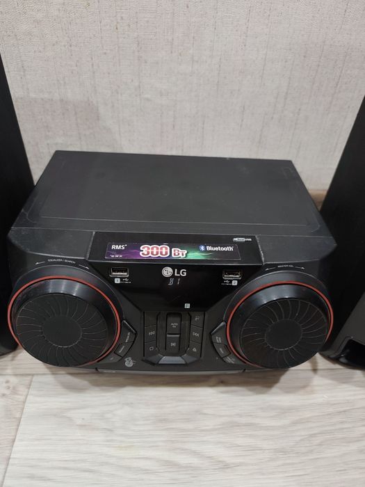 Муз центр с блютузом