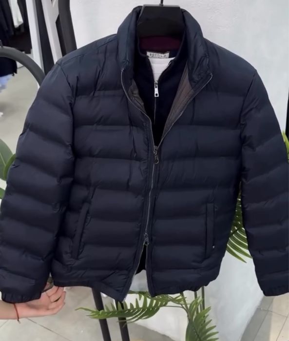 Продам новую ветровку