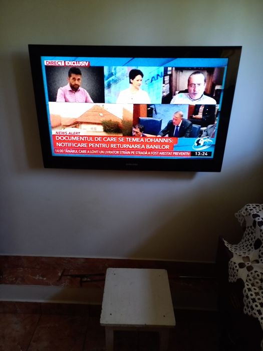 SAMSUNG TV Truesurruond XT,diagonala 102 cm,telecomanda,carte,Slovacia