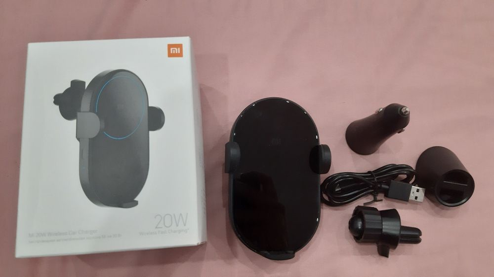Держатель телефона с беспроводной зарядкой Mi Wireless Car Carger 20w