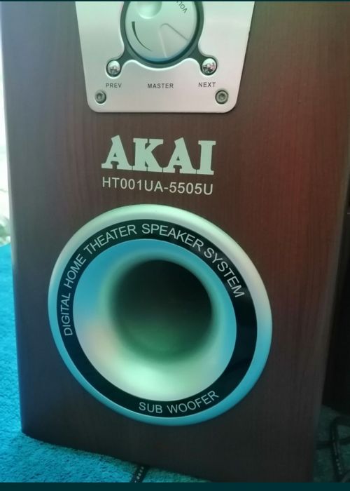 Sistem audio Akai 5.1