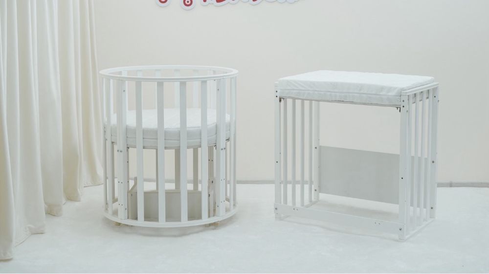 Манеж с бортиками