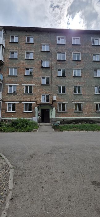Продам квартиру полуторку