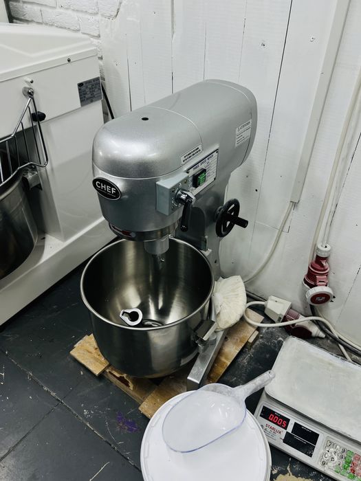 Миксер планетарный 25 литров