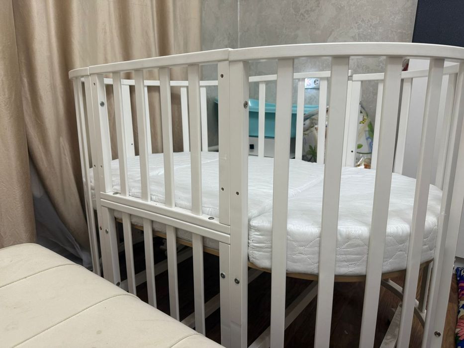 Прадам детскую кровать