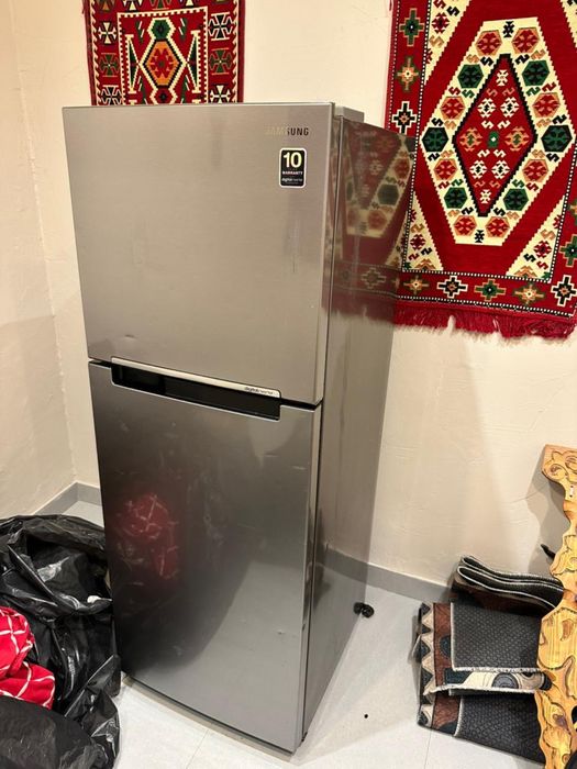 Все продается. Посуда. Дешево.