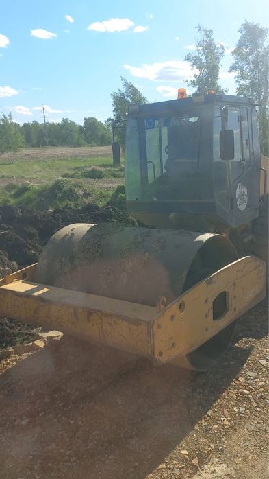Грунтовой каток XCMG XS142J