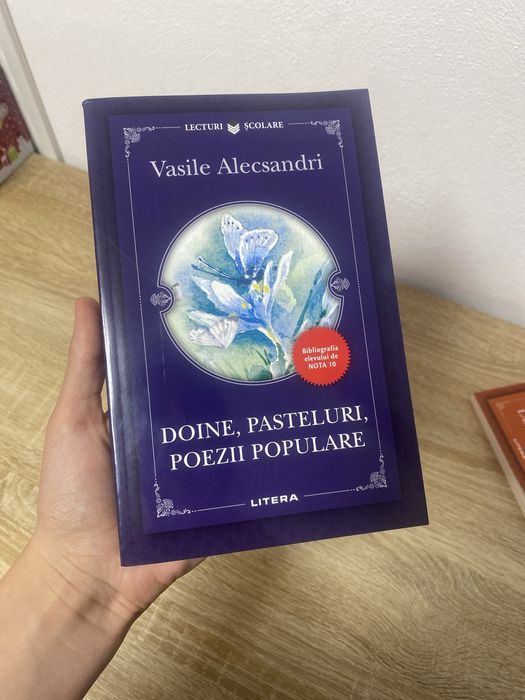 „Doine, Pasteluri, Poezii populare” – Vasile Alecsandri – carte școlară, stare foarte bună