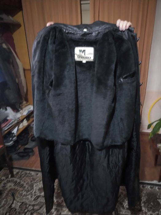 Женский кожанный плащ