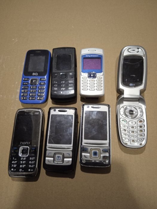 Сотовые на запчасти, хобби.