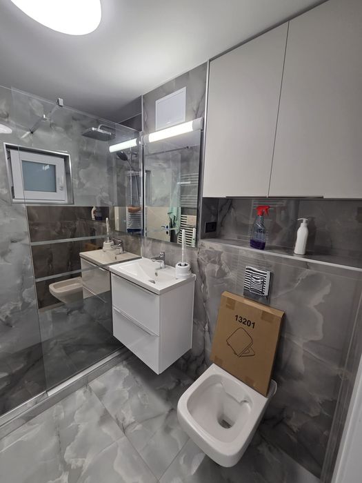 inchiriez apartament 2 camere