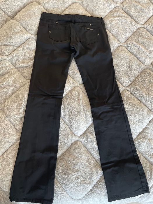 Панталон с плитка талия !