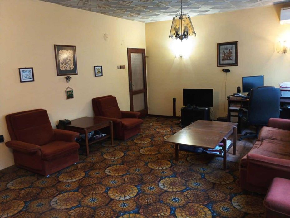 Дава се под наем Тристаен апартамент в София, Оборище - 120 кв.м за 665 € - Снимка #2