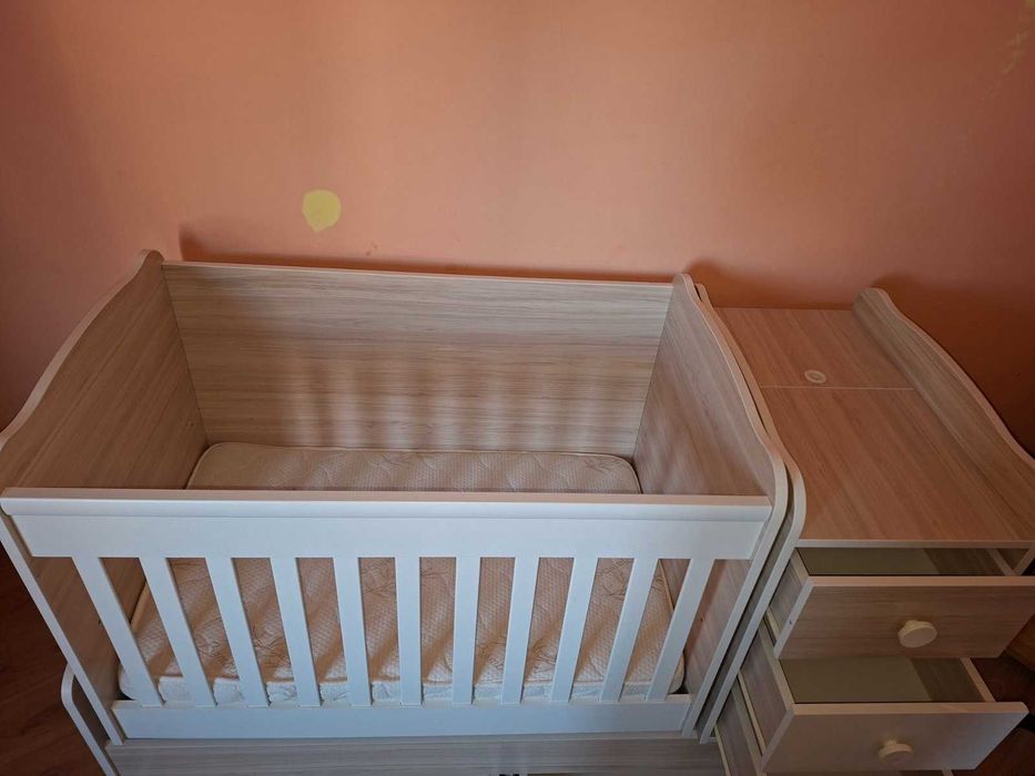 Бебешко Легло !!