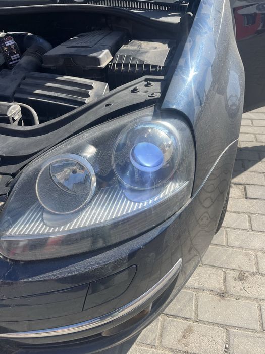 Far golf 5 xenon stanga dreapta complect