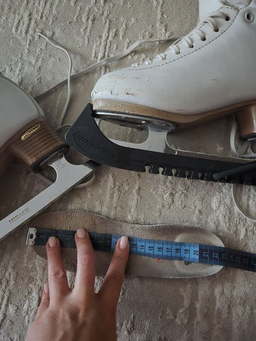 Коньки для фигурного катания девочке