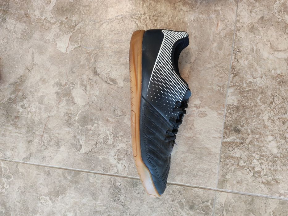 Ghete de fotbal Kipsta-Dechatlon