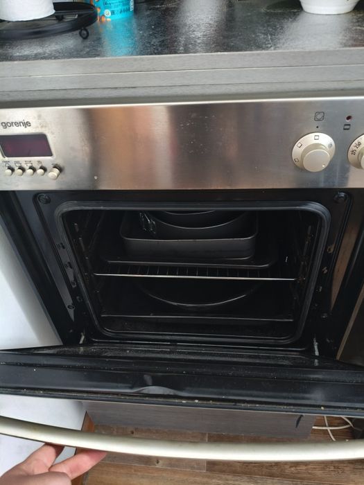 Кухонный гарнитур с техникой