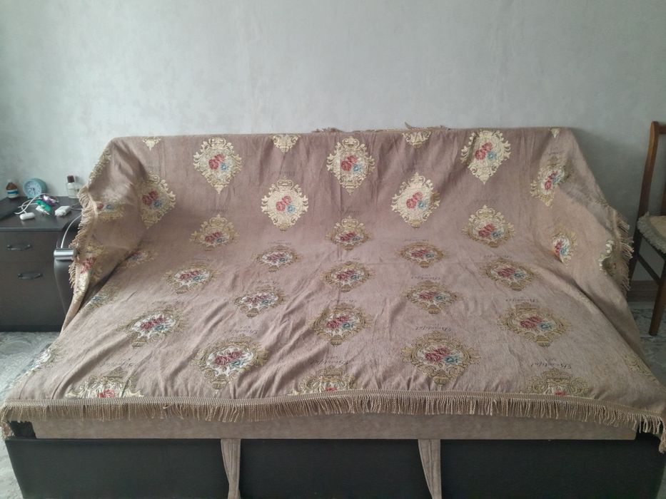 Диван продаю в хорошем состоянии