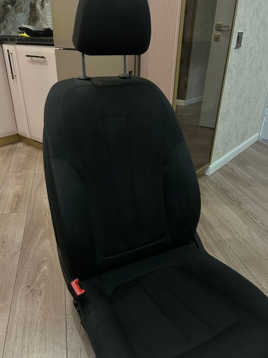 Сиденья тканевые БМВ g30
