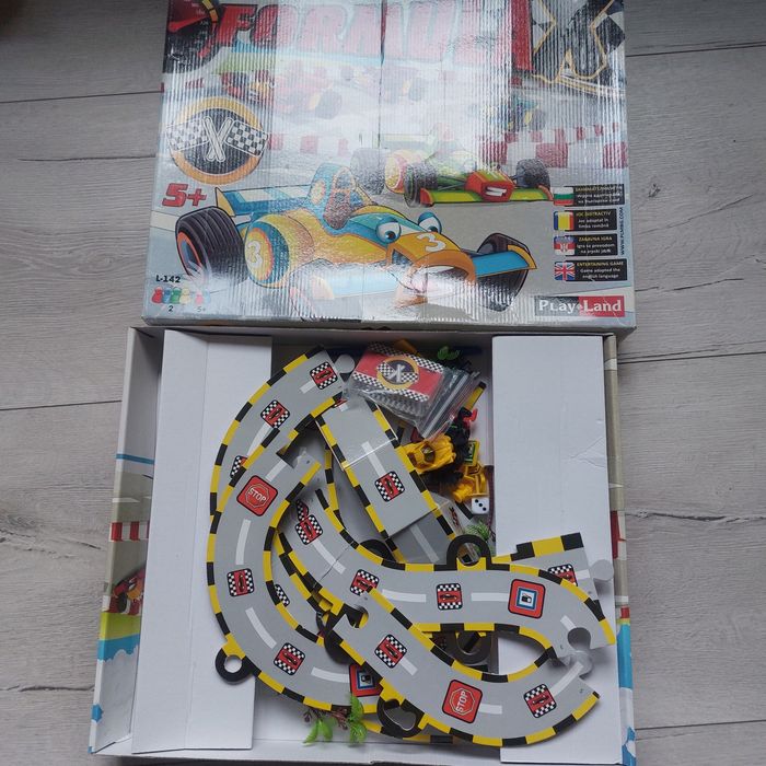 Коплект за игра и сглабяне