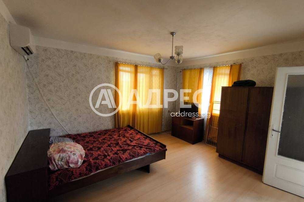 Продава се Къща в Разград, Център - 164 кв.м за 778 €/кв.м - Снимка #2
