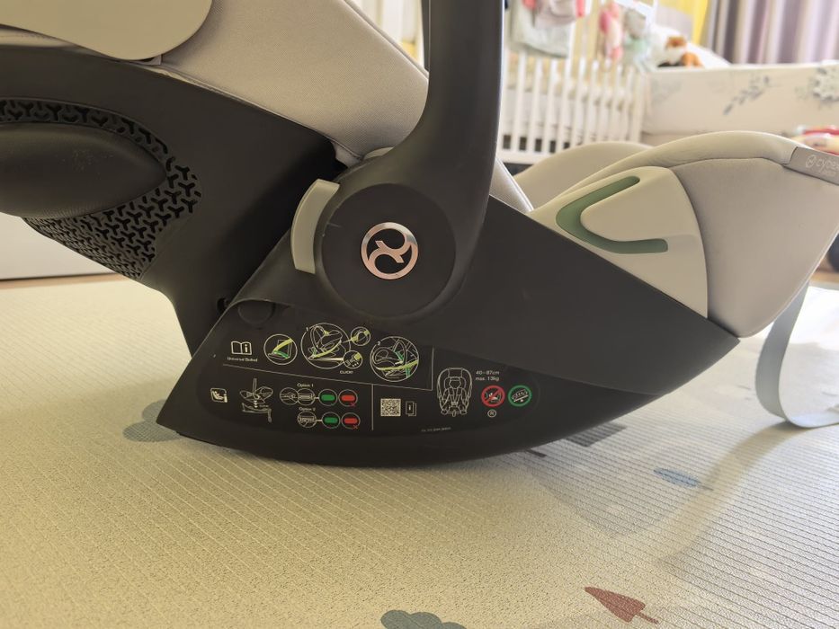 Столче за кола Cybex Gold Cloud G (0-13 кг)