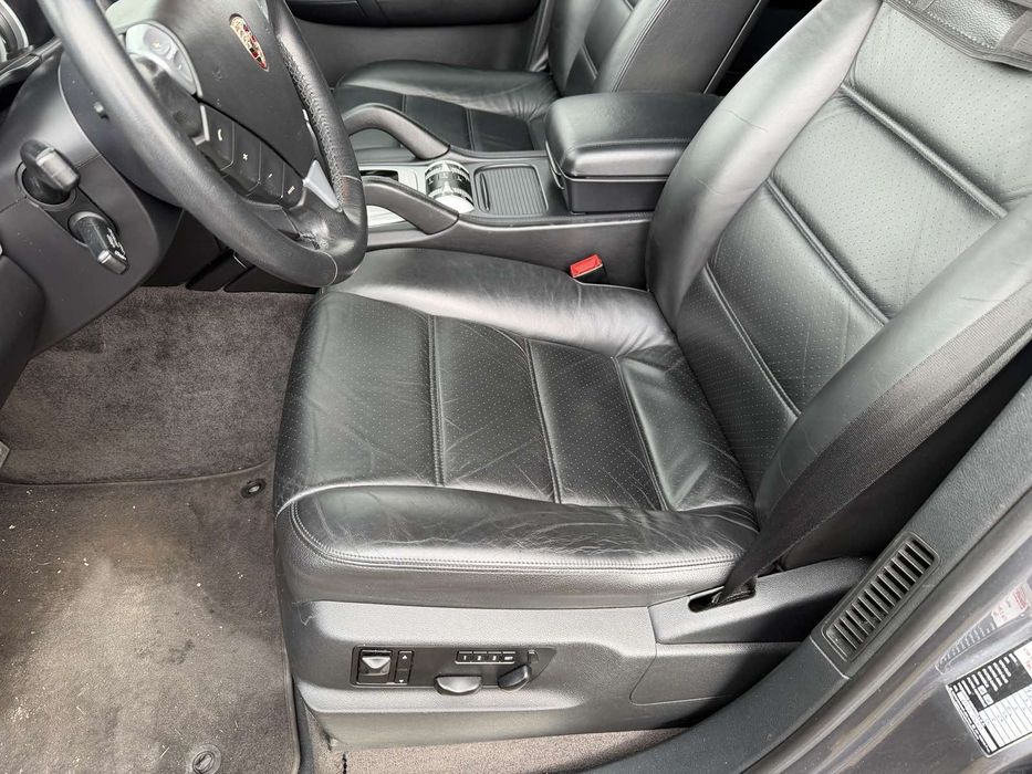 Porsche Cayenne 4500 turbo