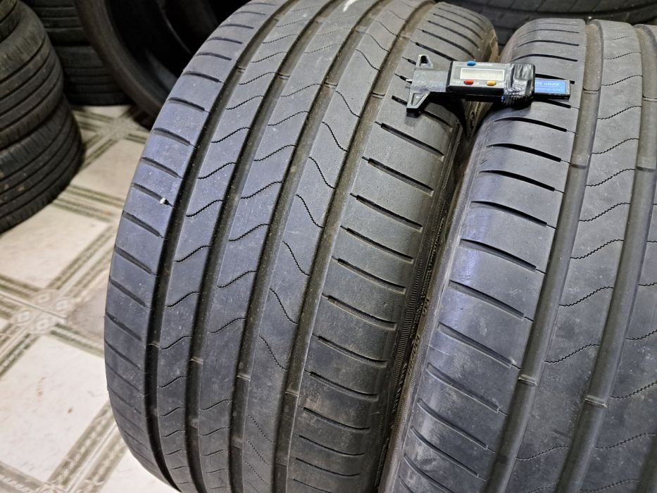 2 anvelope 245/35 R19 Bridgestone