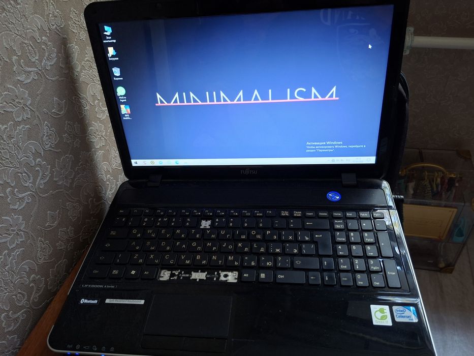 Продам ноутбук "fujitsu"
