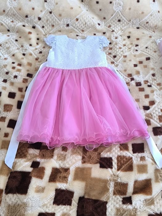 Продам платье. .