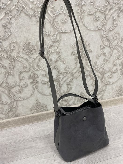 Продам сумку очень красивая