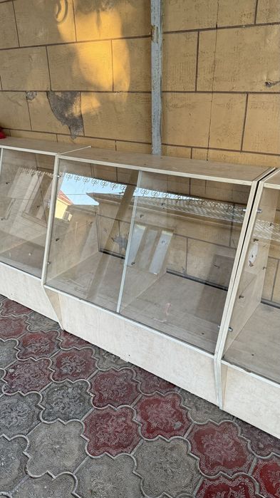 Продается витрины