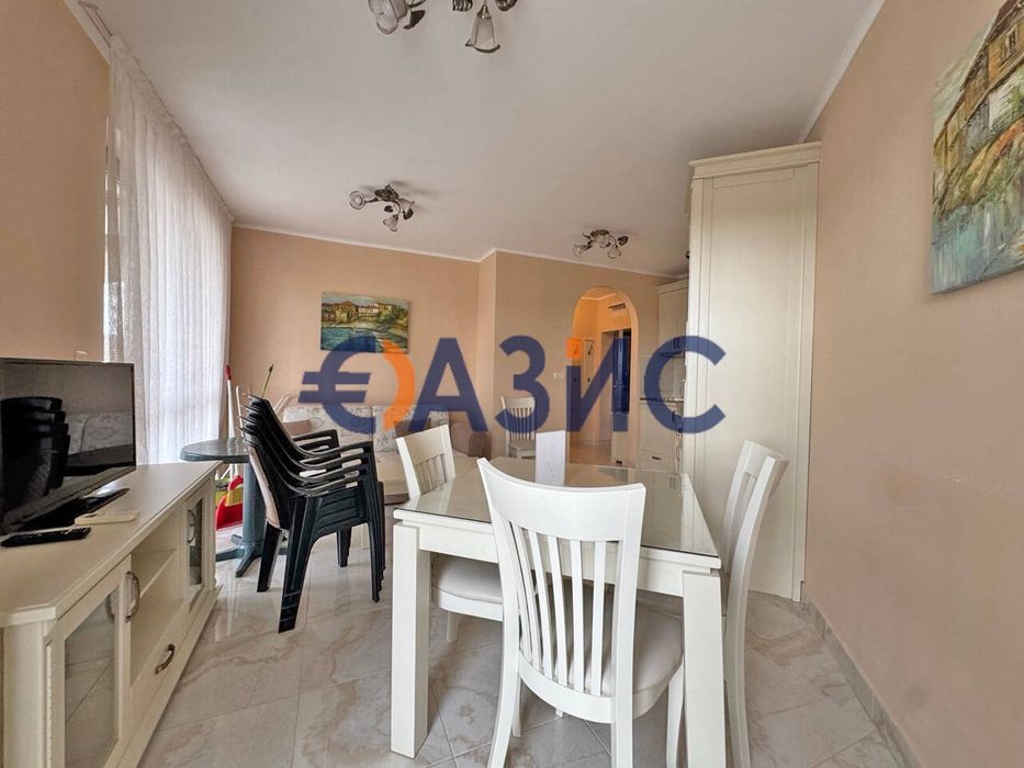 Продава се Двустаен апартамент в Несебър - 68 кв.м за 975 €/кв.м - Снимка #11