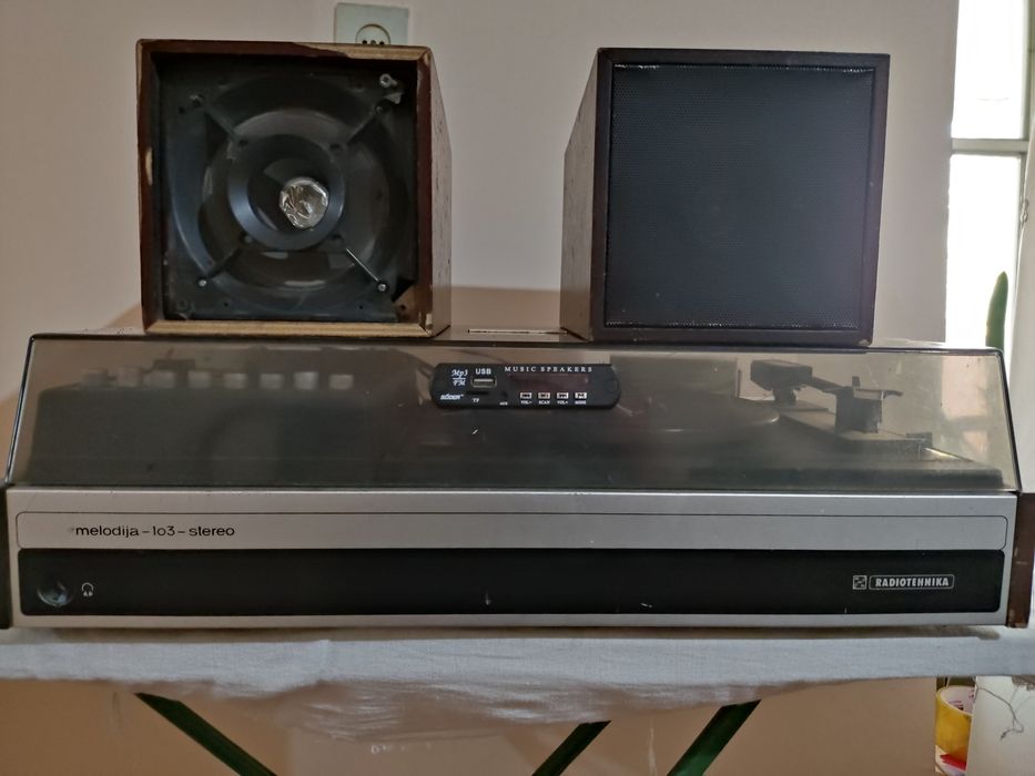 Усилитель с колонками