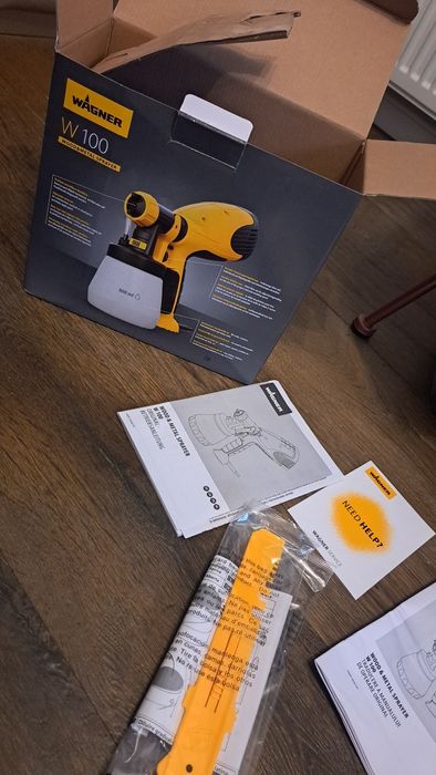 Pistol de vopsit Wagner W100, 65 W, 800 ml, acoperire 5 mp/12 min, debit vopsea 110 ml/min