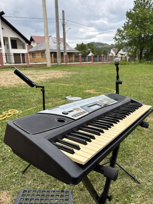 Orga electronica Yamaha PSR 175