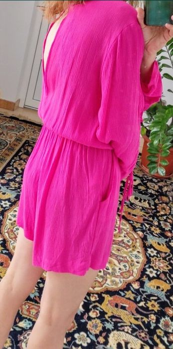Rochita H&M tip pantaloni scurti