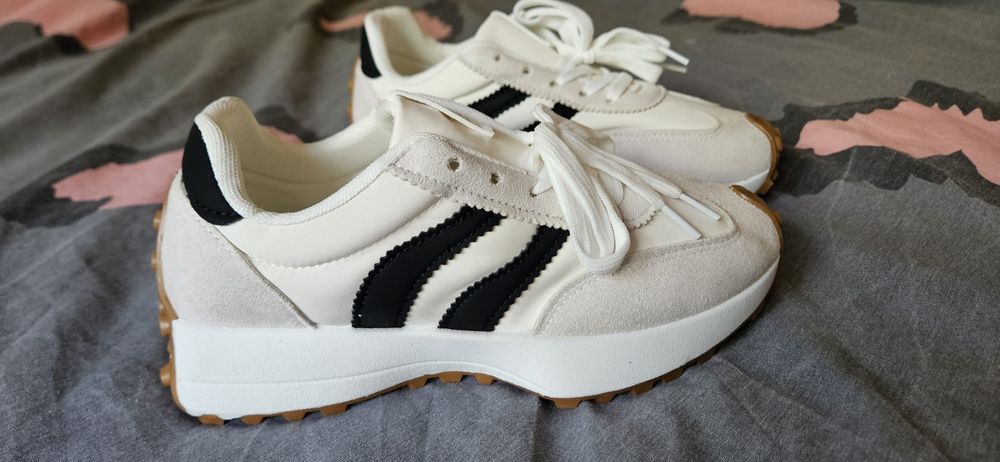 Adidasi dama 37 Nou