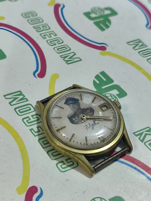 Позлатен механичен часовник Polyot / от Чочоолу за сестра му Стоянка