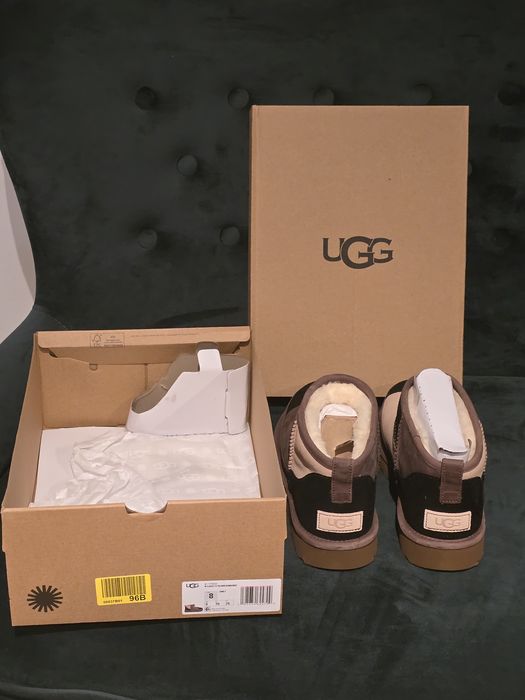 Cizme UGG classic mini
