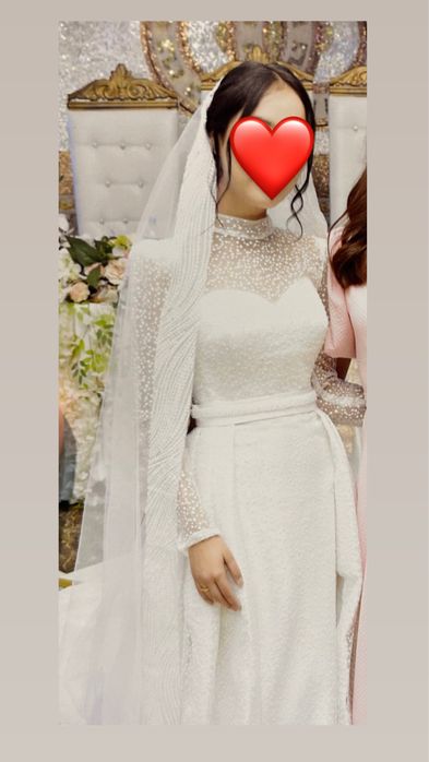 Свадебное платье со съемным шлейфом